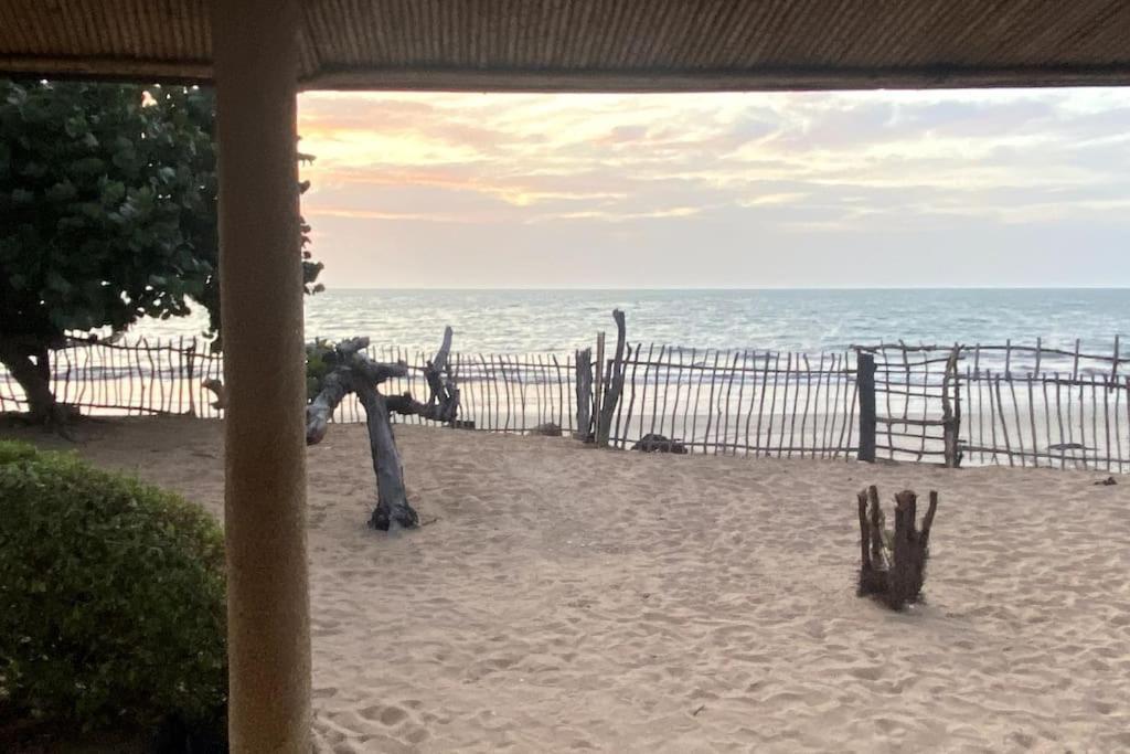 Case Beach Ngalou Sessene Eksteriør bilde